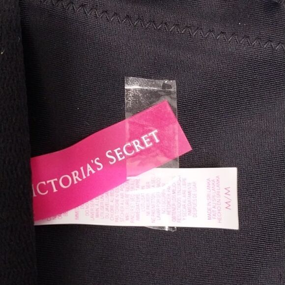 4 Victoria's Secret Bathimg Bikini Tops...Size S - Picture 8 of 14